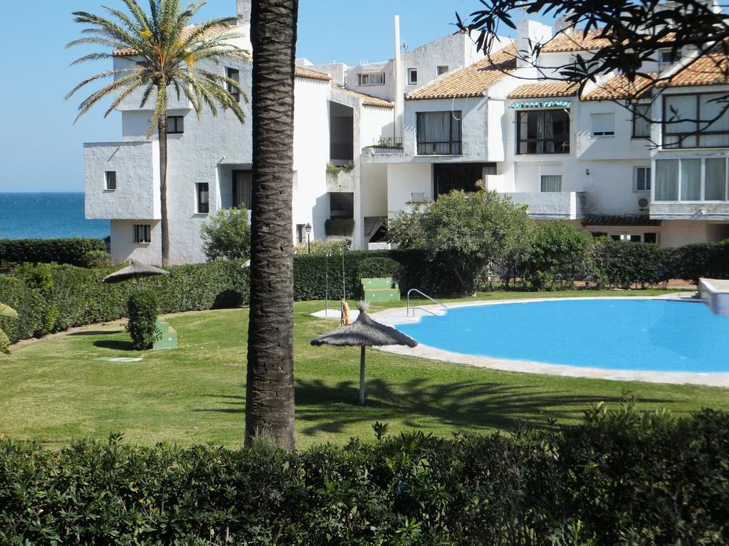 Apartamento Bahia Dorada Estepona Exterior photo