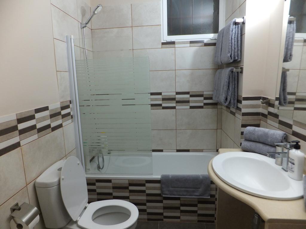 Apartamento Bahia Dorada Estepona Exterior photo