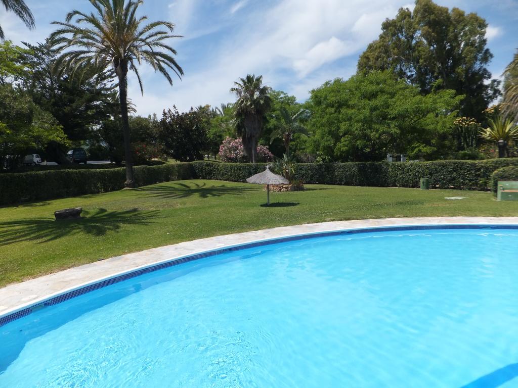 Apartamento Bahia Dorada Estepona Exterior photo